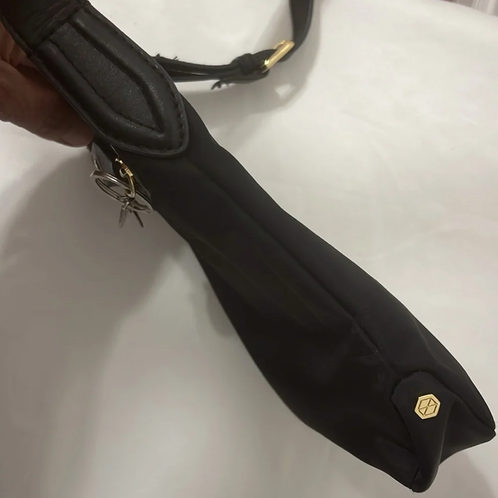 Lodis NWOT Crossbody Bag with Bee Charm adjustable straps Gold & Black
